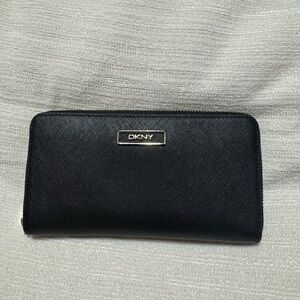 DKNY Black Leather Zip Wallet with Gold Hardware